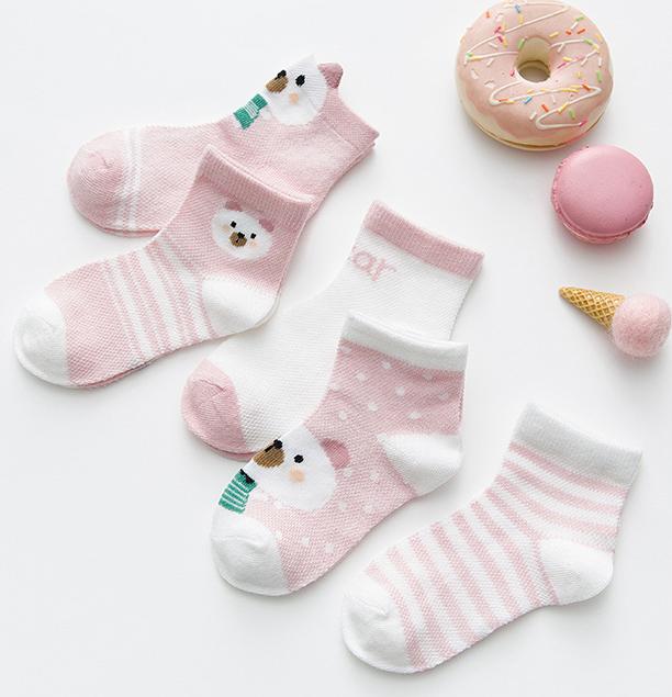 The Mom Store Facebook ad