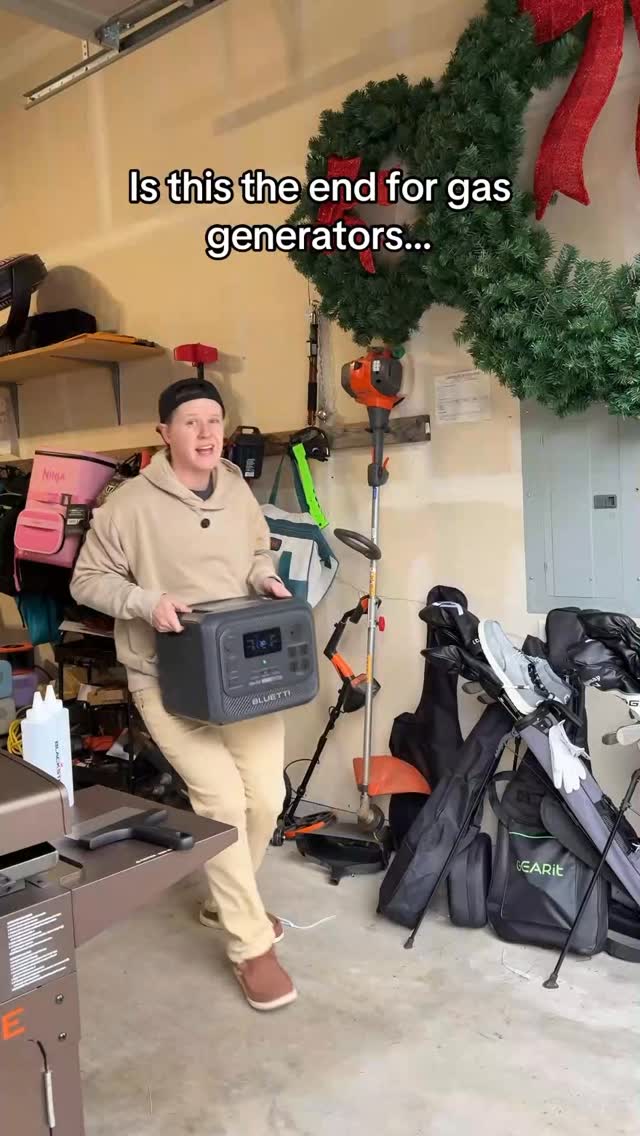 Shoptemu Facebook ad: Portable Solar Generator @temu