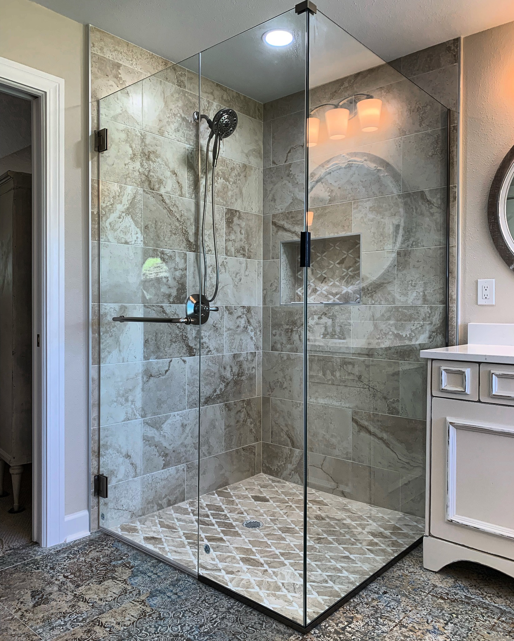 Dixie Shower Doors Facebook ad