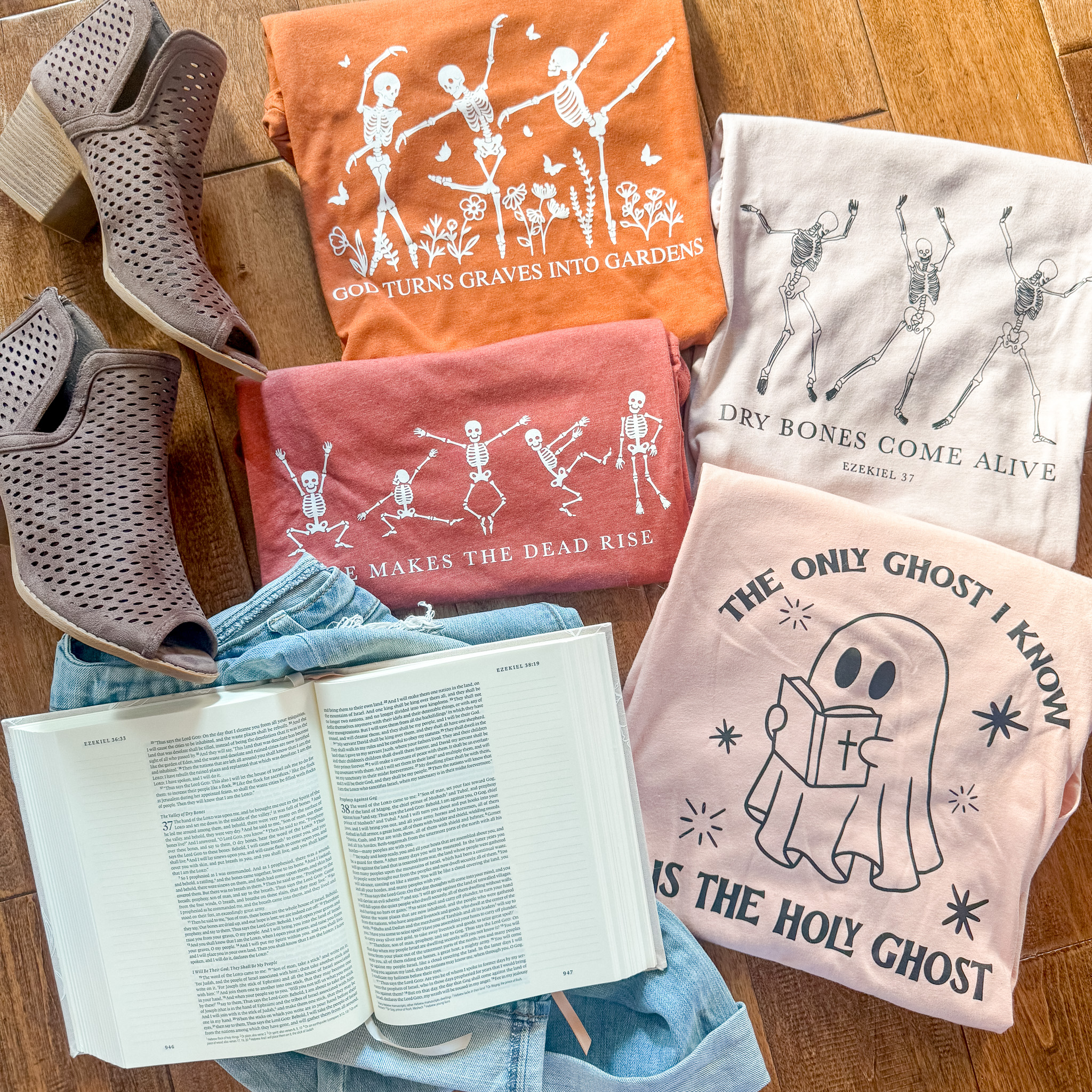 EllyandGrace Facebook ad: Upgrade Your Fall Outfit Rotation