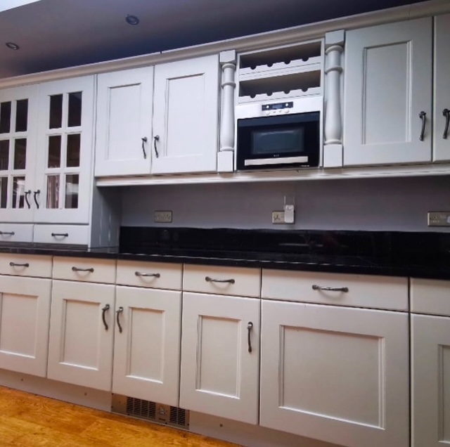 Deborah Claire Interiors Facebook ad: Happy New Year!
