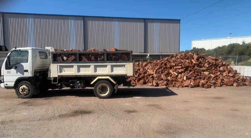 Mundaring Earthworks and Sand Supply Facebook ad: It’s that time of year again