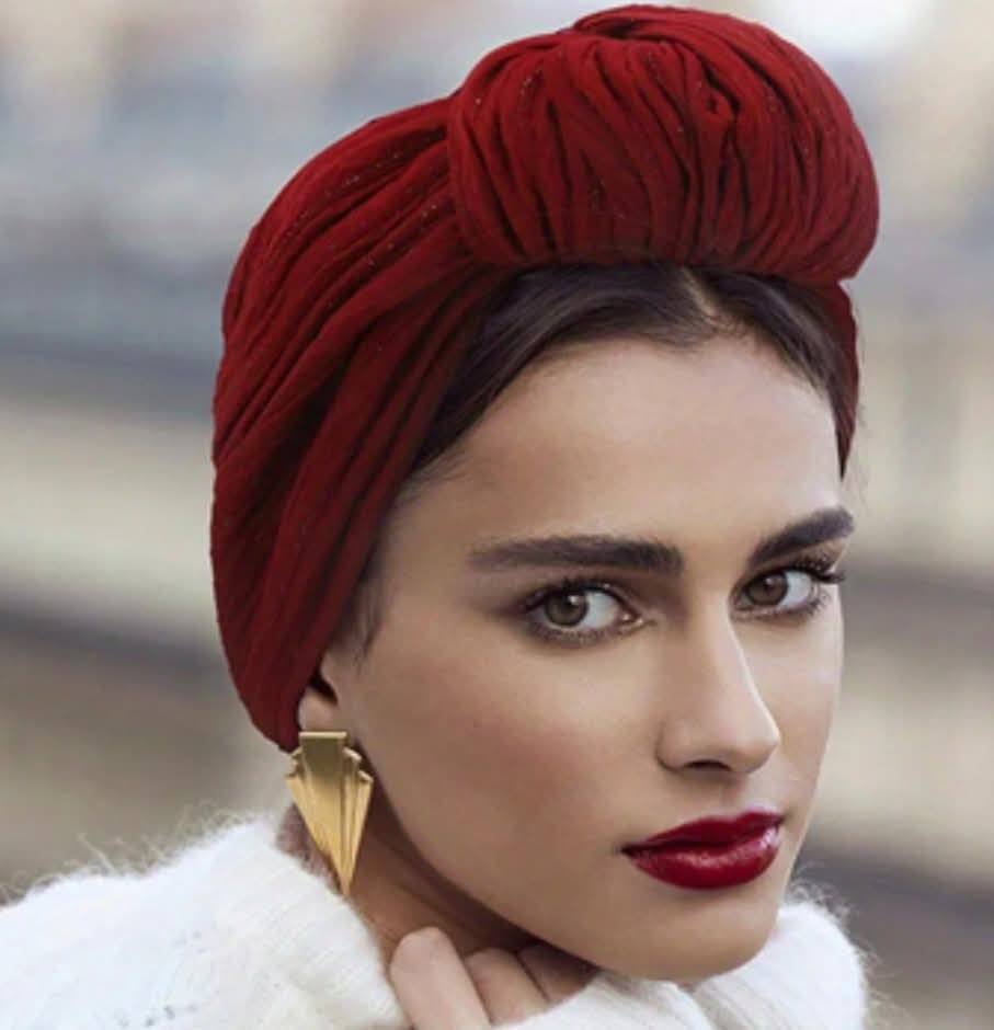 P'tits chéris Facebook ad: TURBANS/BONNETS/CHAPEAUX/FOULARDS DISPONIBLES