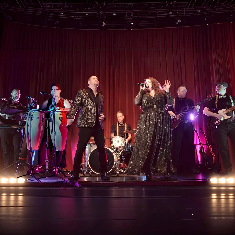Legends of Motown UK Facebook ad: Legends of Motown | UK Theatre Show