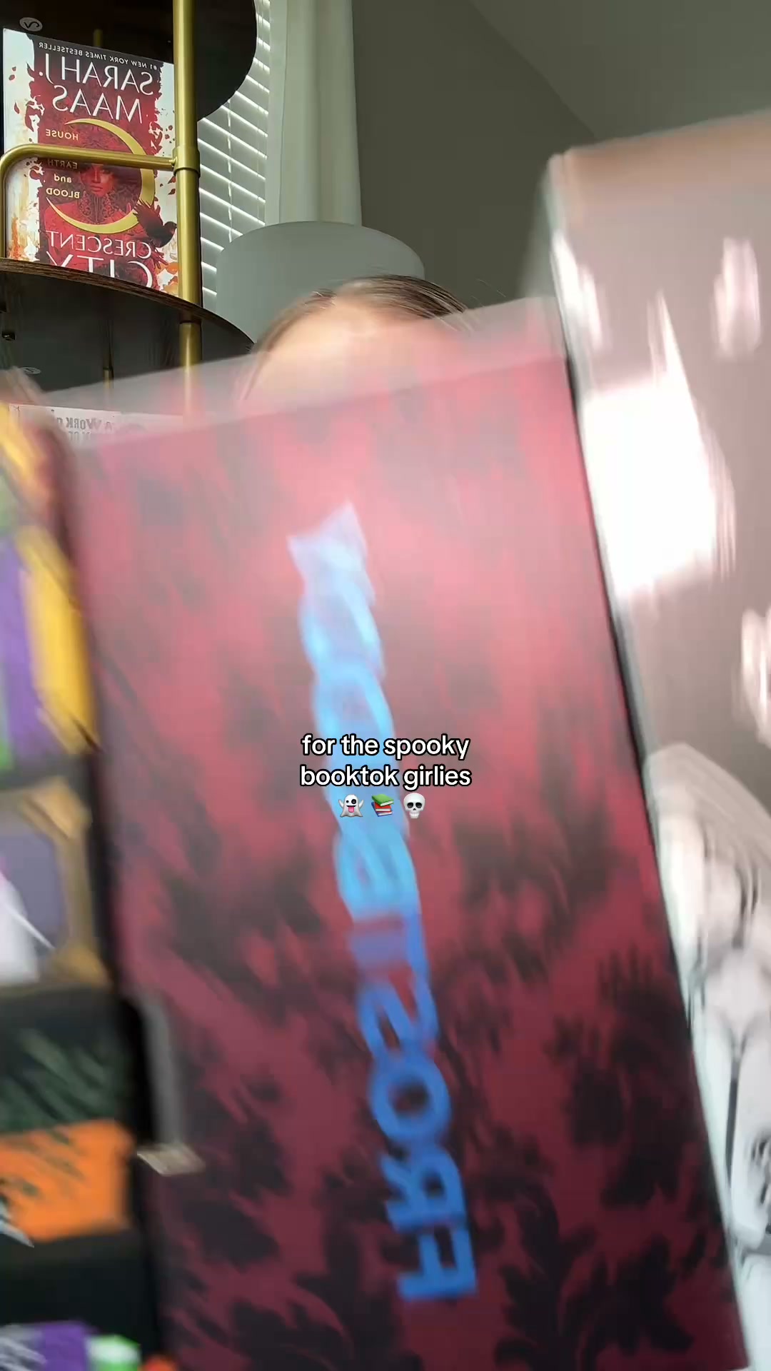 Theshealyfam Facebook ad: Spooky Book Collection