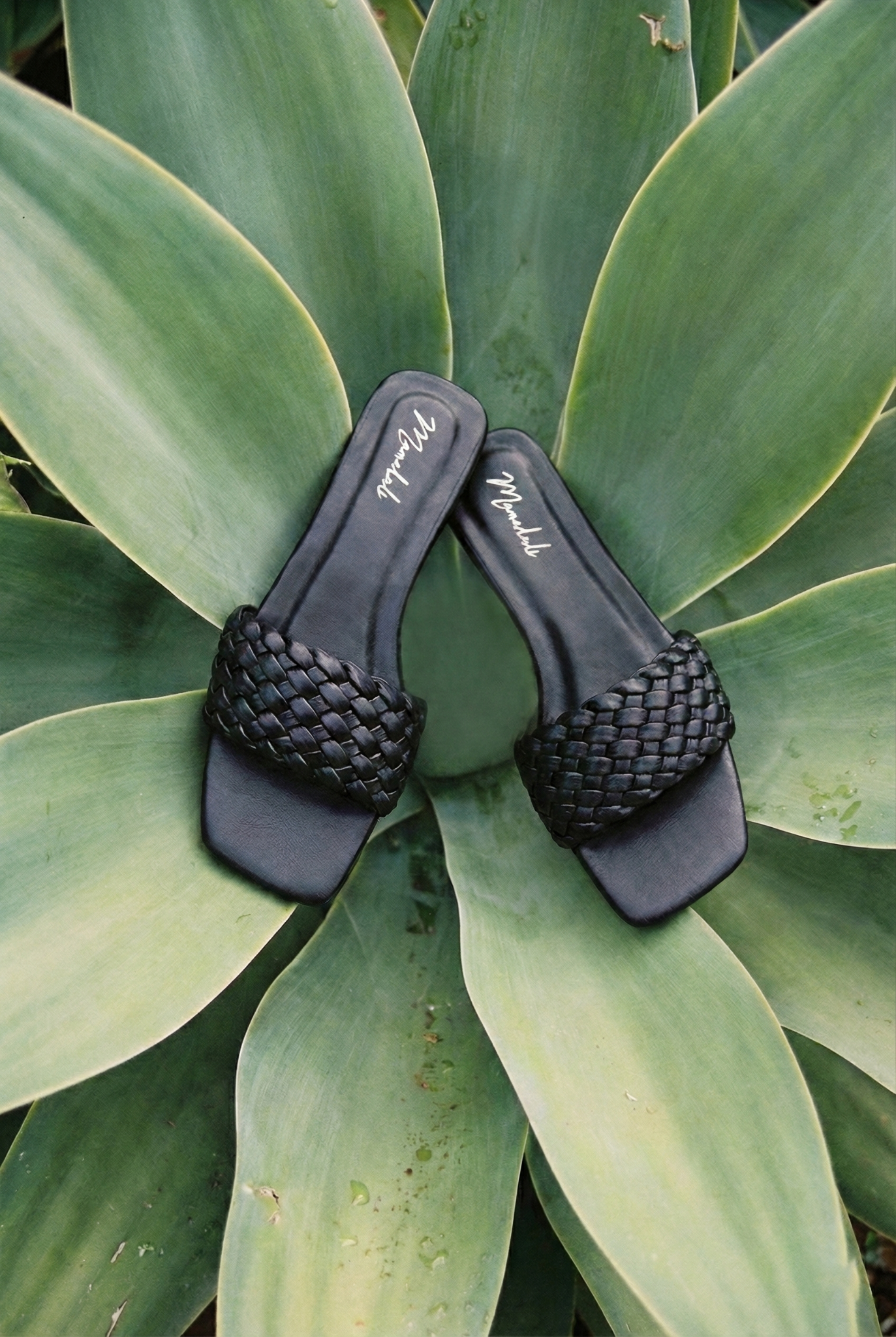 Manchali Facebook ad: Summer Flats