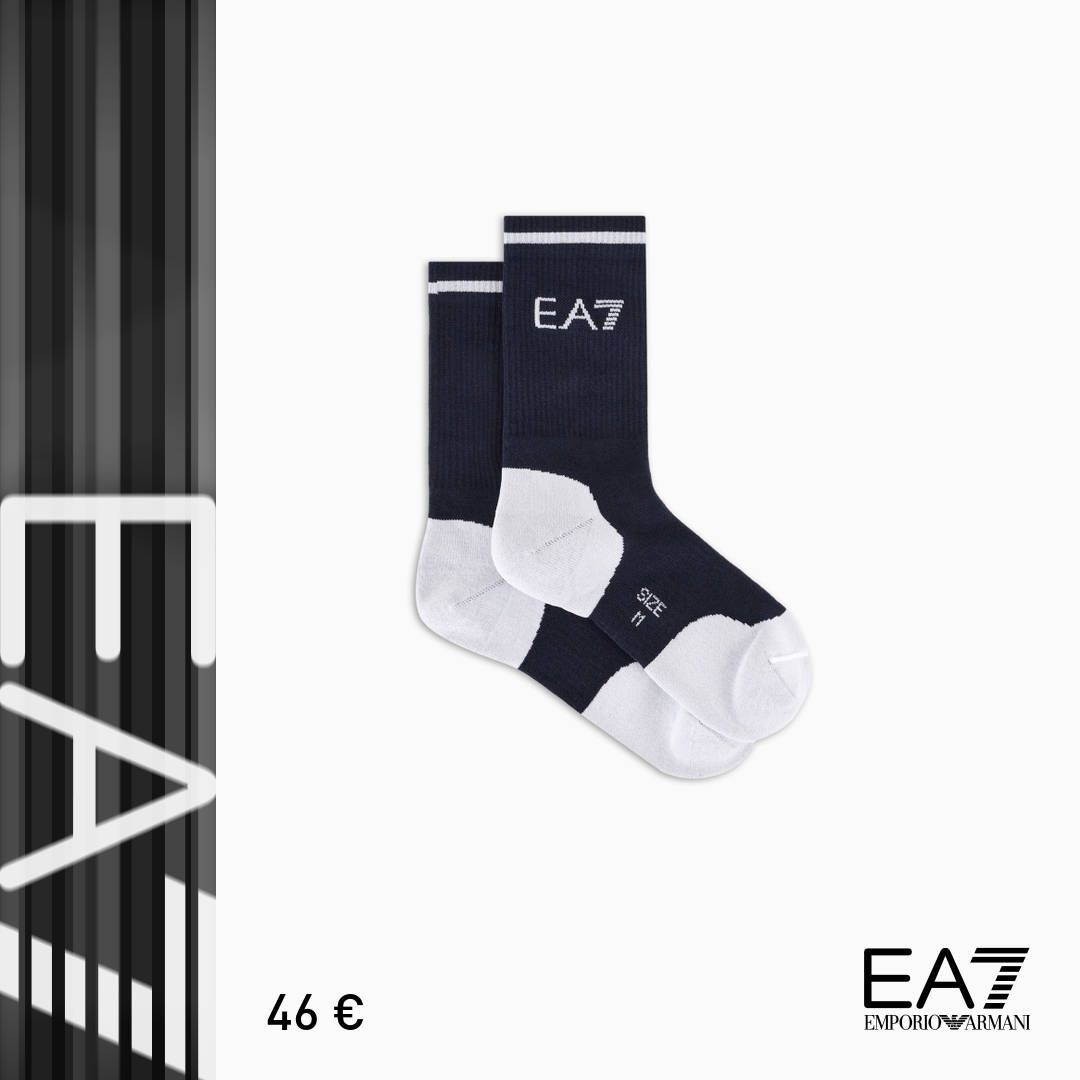 Emporio Armani Facebook ad: Machen Sie eine gute Figur mit EA7.