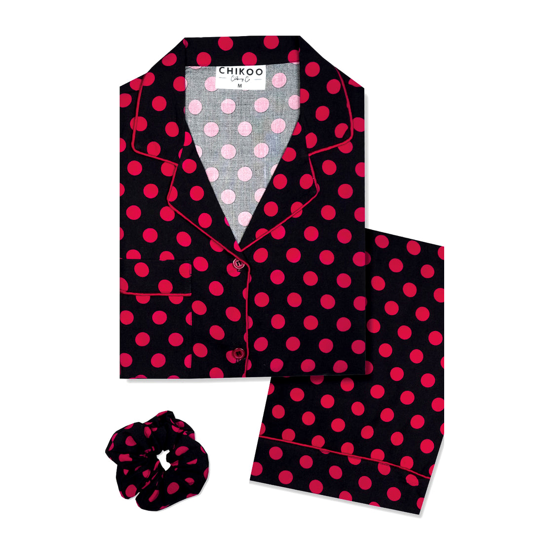 Chikoo Clothing Facebook ad: Sleepwear SALE - 30% OFF Limited Time Offer!