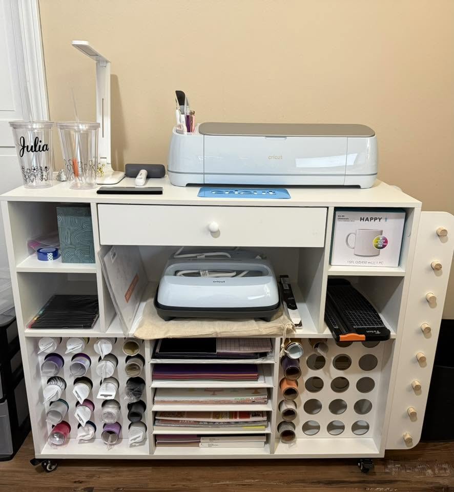 Veronica Crafts Facebook ad: If you own a Cricut, read this.