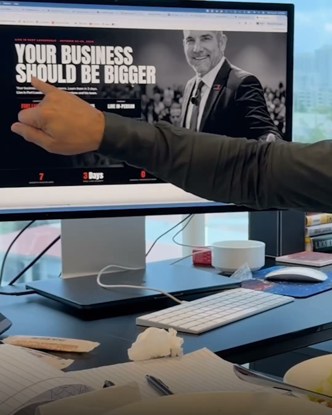 Grant Cardone Facebook ad: Your Business Should Be Bigger