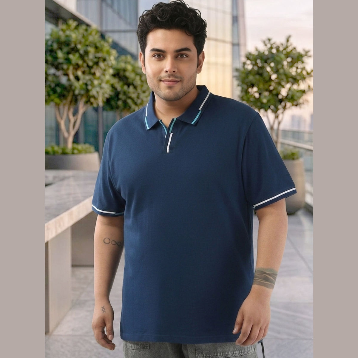 Urbano Fashion Facebook ad