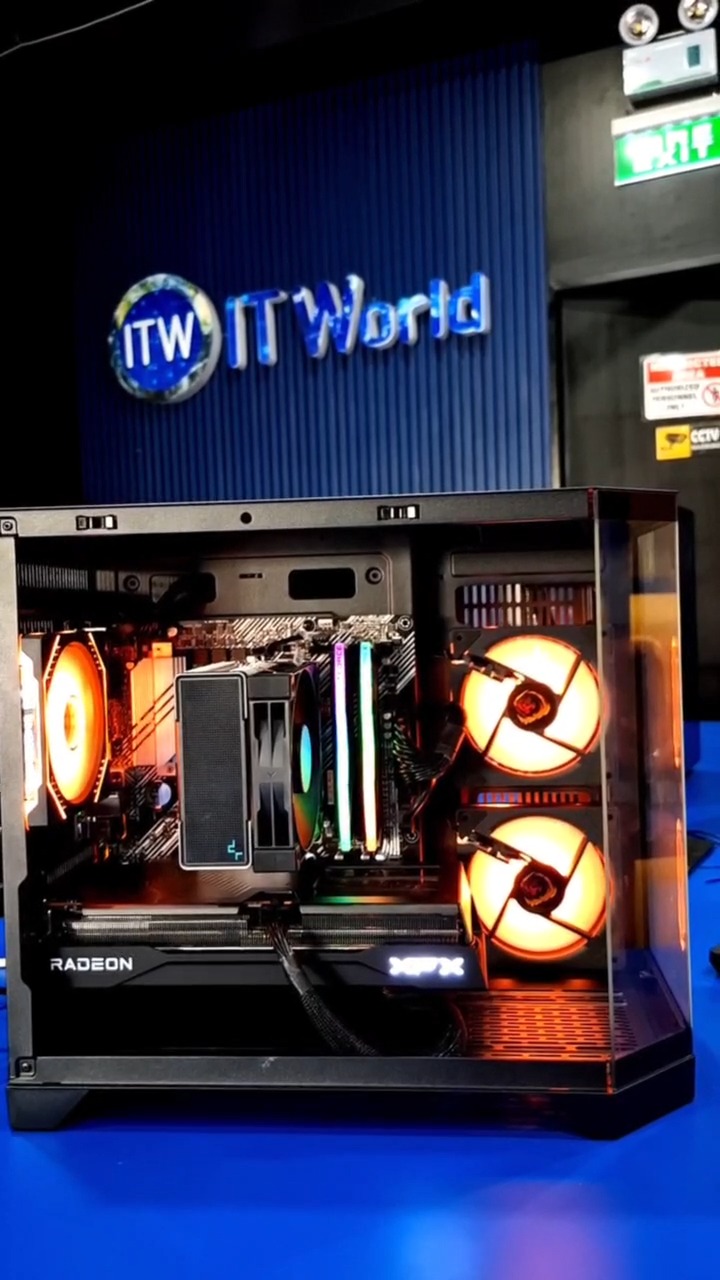 It World Angeles Pampanga Facebook ad: HIGH-PERFORMANCE GAMING BUILD COMPLETE!