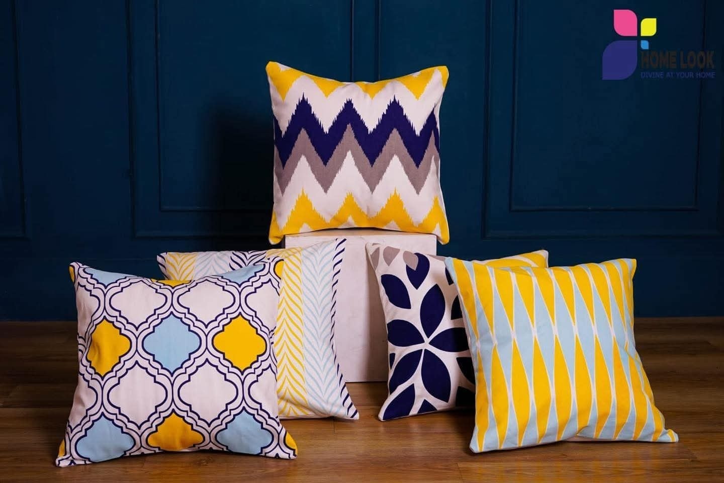 Home Look Facebook ad: We have a huge collection of printed cushion…