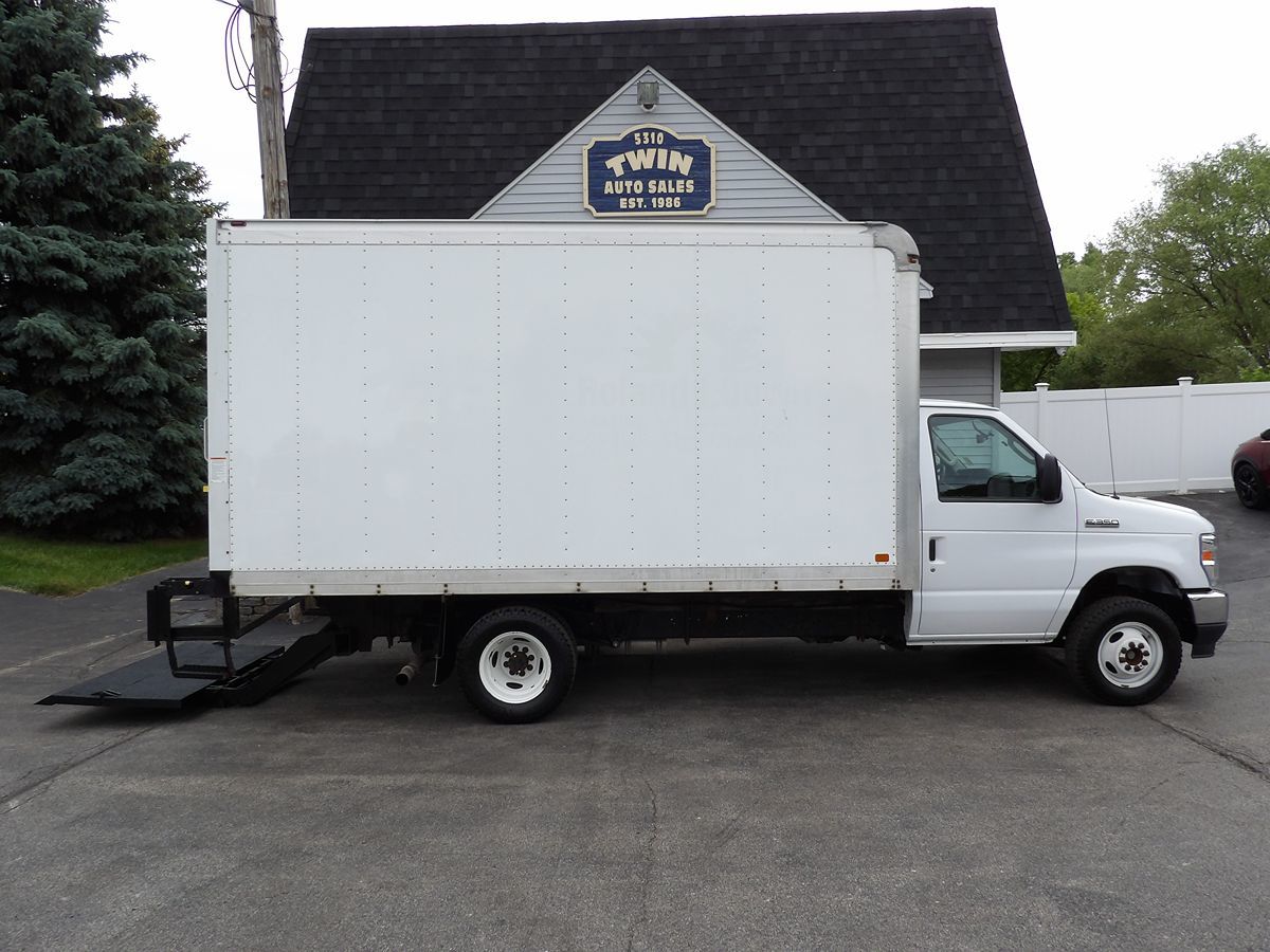 Twin Work Vans Facebook ad: Need Box Trucks We HAVE them