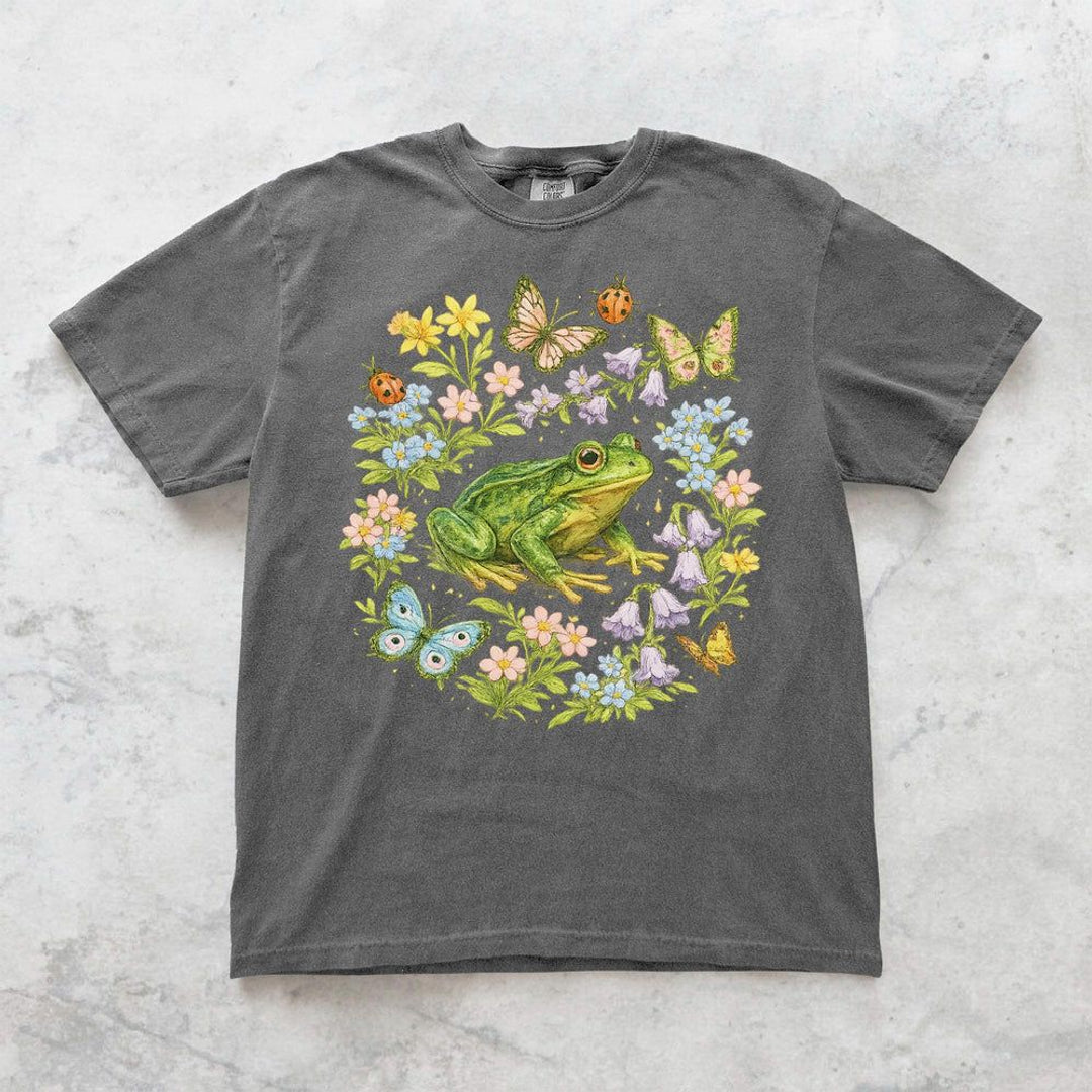 Charmed and Wyld Facebook ad: New Arrival Fairy Cat Ringer Crop T-Shirt