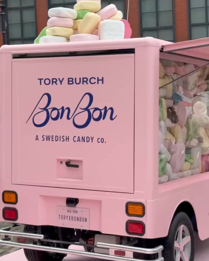 Food Truck Promotions Facebook ad: Thinking about creating a pop-up for your brand?