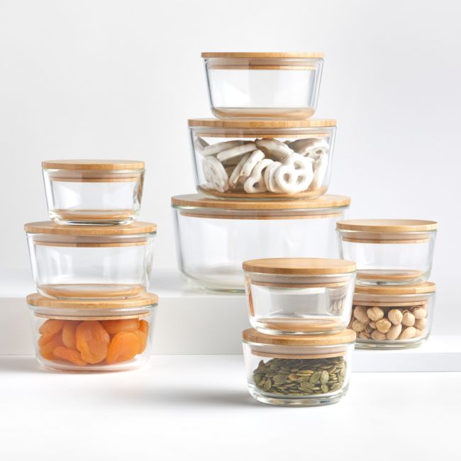 Crate and Barrel Facebook ad