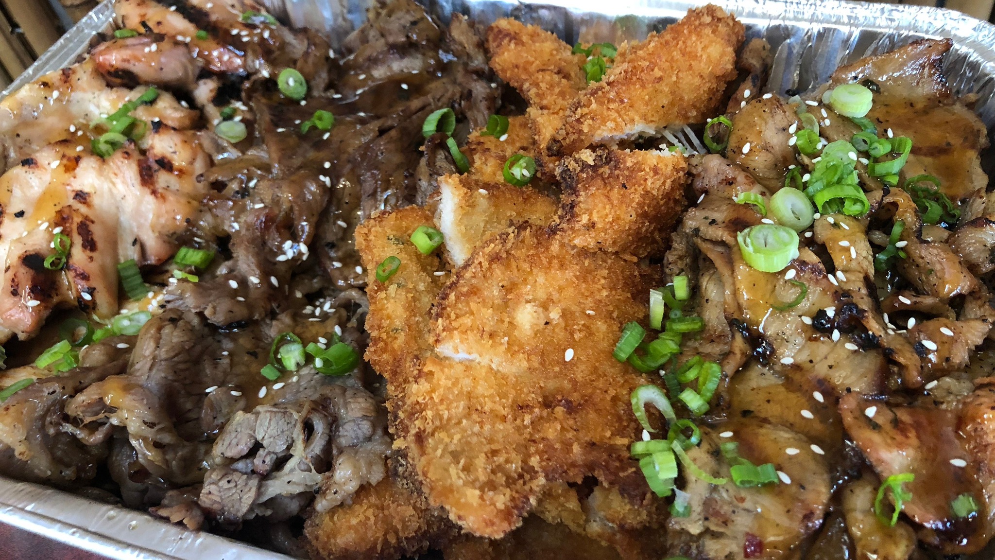 ALOHA BBQ Facebook ad