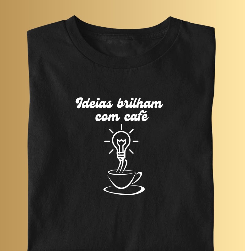 Cafeinados Facebook ad: Coffee lover não usa camiseta qualquer.