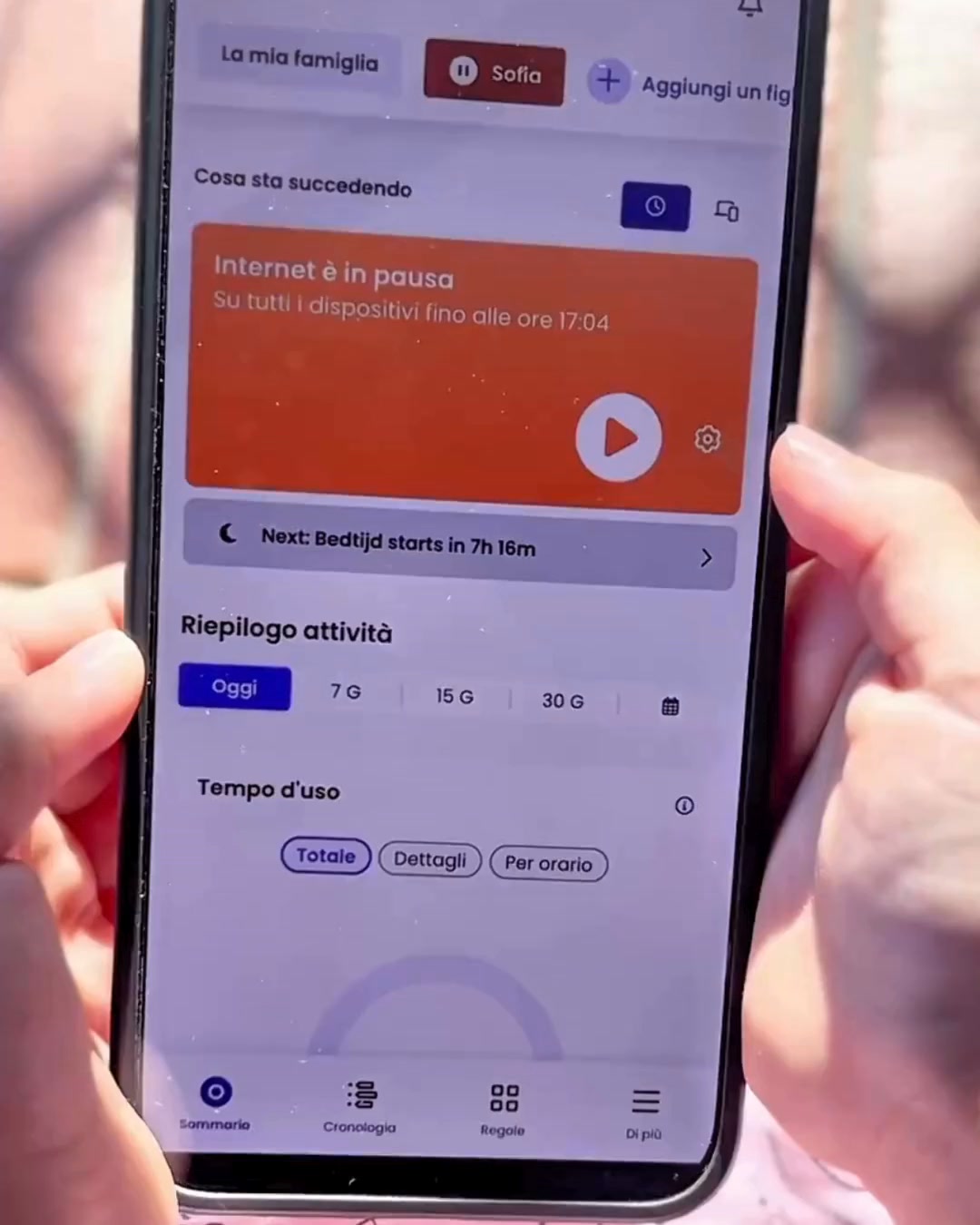 Qustodio Facebook ad: Meno regole, meno stress