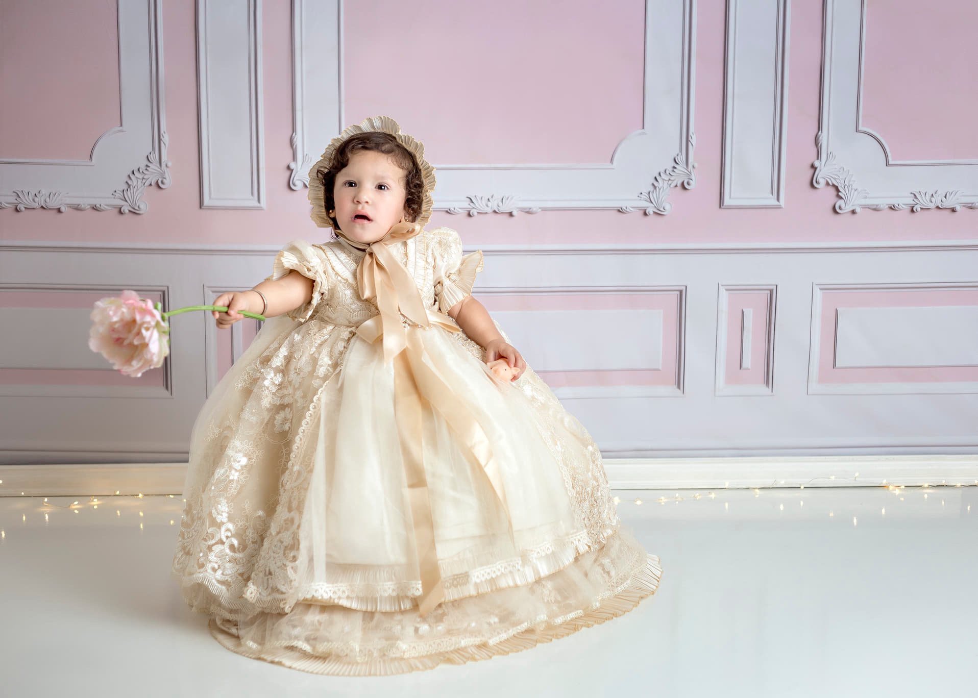 Bambinos Bautizos & Ceremonias Facebook ad: Boutique infantil para bautizos y ceremonias.