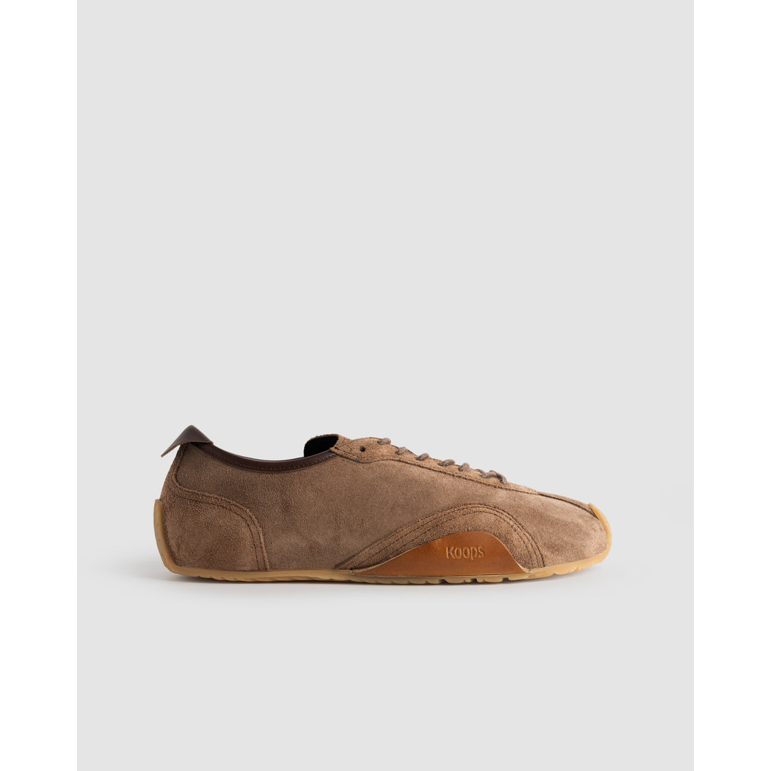 KOOPS Facebook ad: KOOPS: El calzado barefoot que cuida tu pisada…