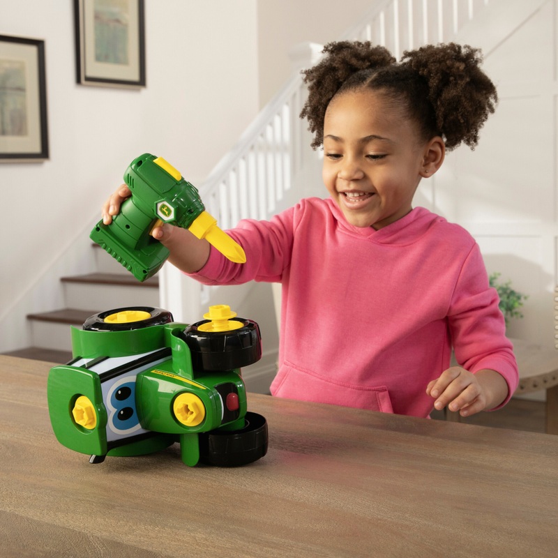 Smyths Toys Superstores Facebook ad