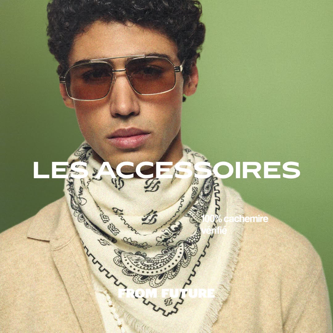 FROM FUTURE Facebook ad: Foulards, écharpes, bonnets, casquettes, mitaines…Plongez…