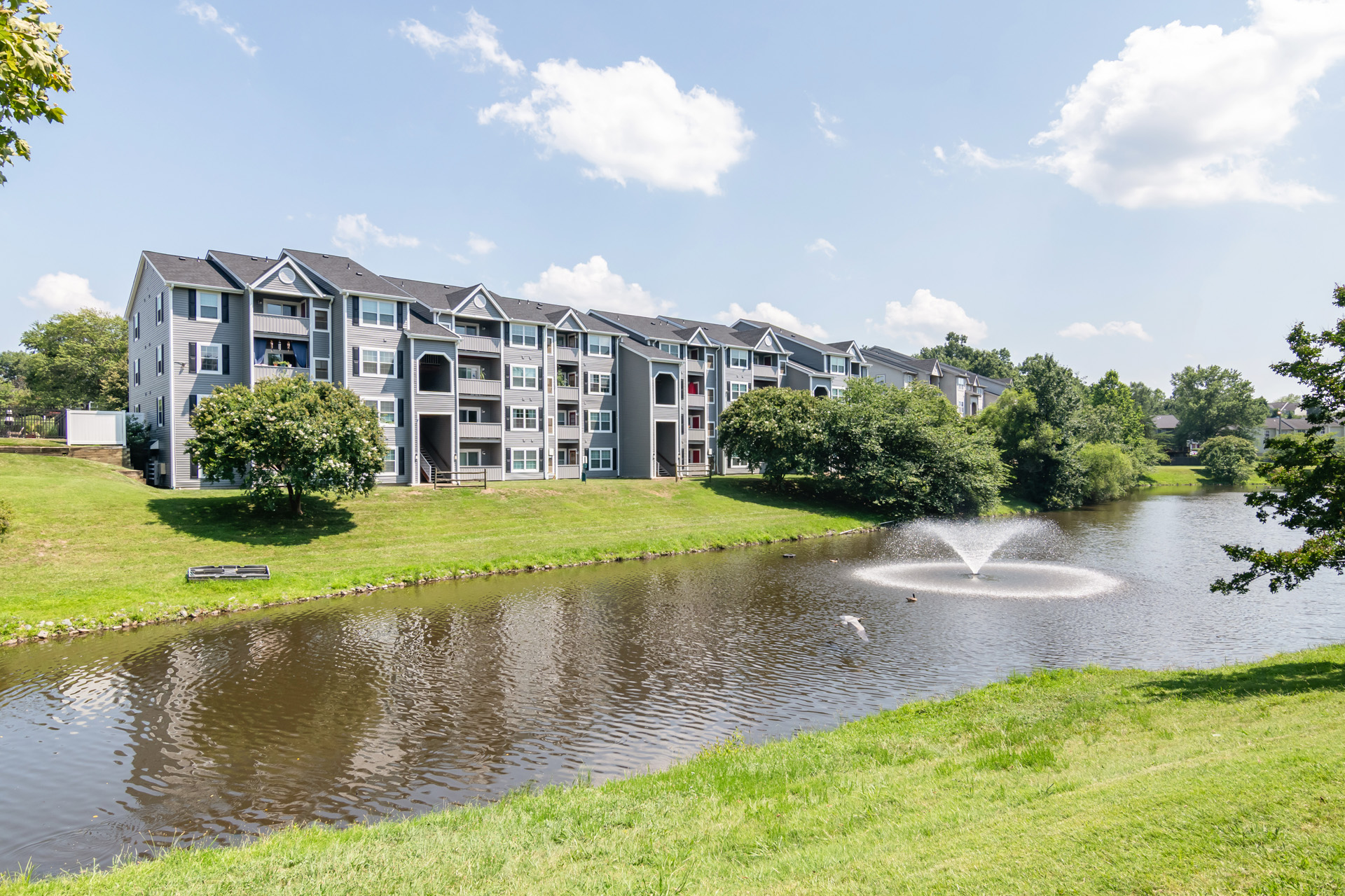 Lakewood Apartments Facebook ad