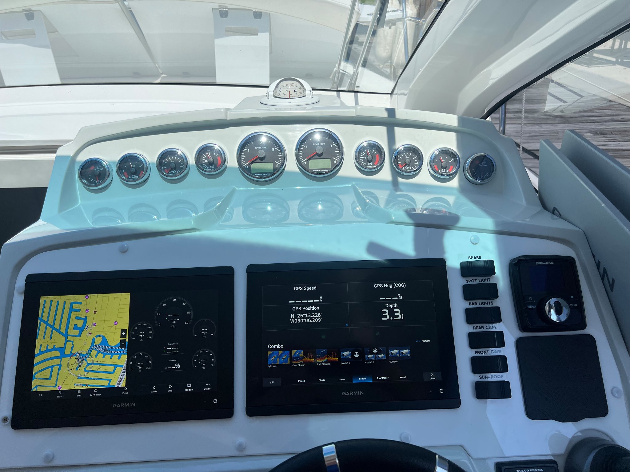 Marcio Schilling Facebook ad: 2022 Evolve Yachts 400ht