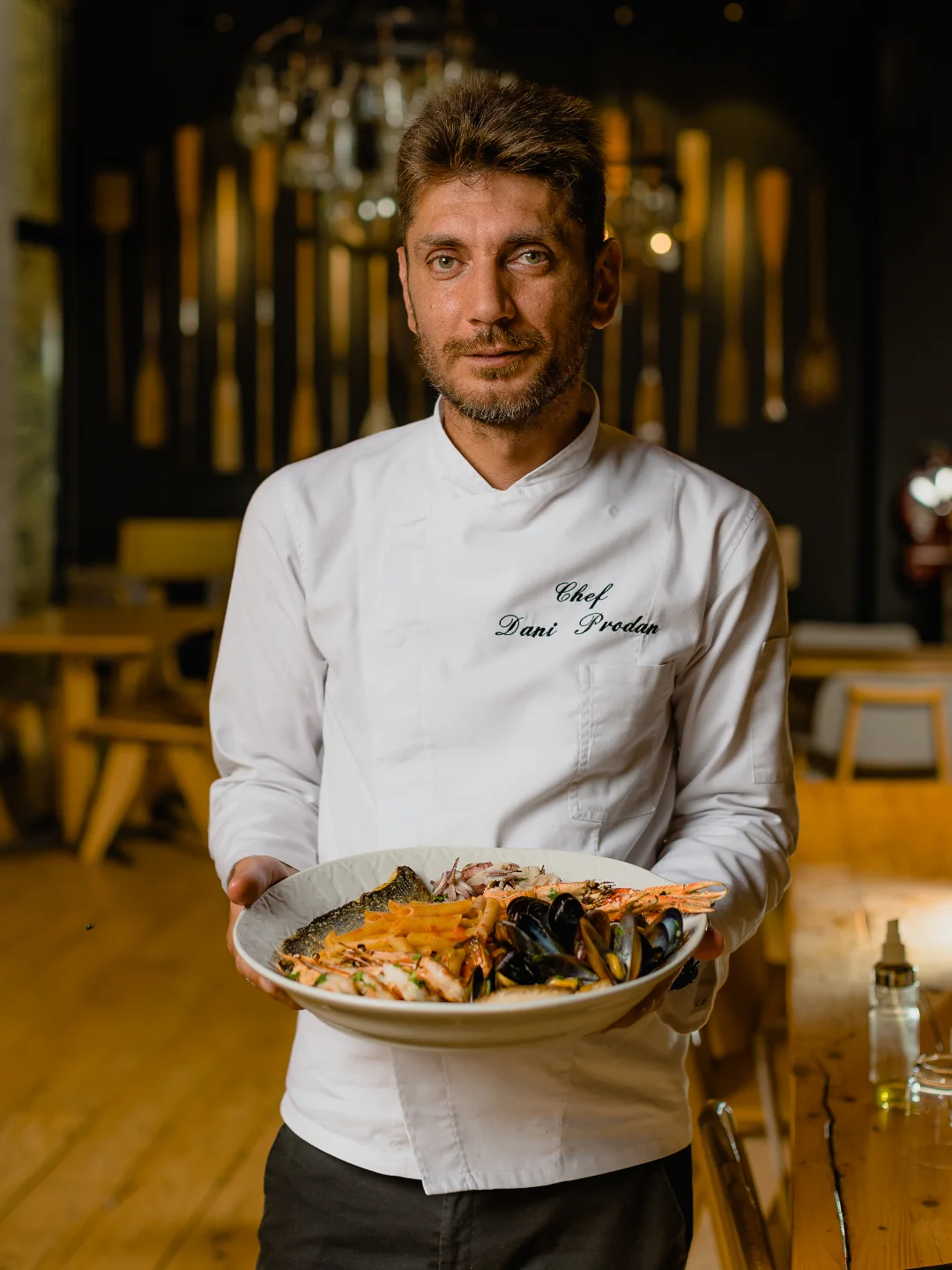Sardin Facebook ad: Rezervare masa Restaurant - Sardin.ro