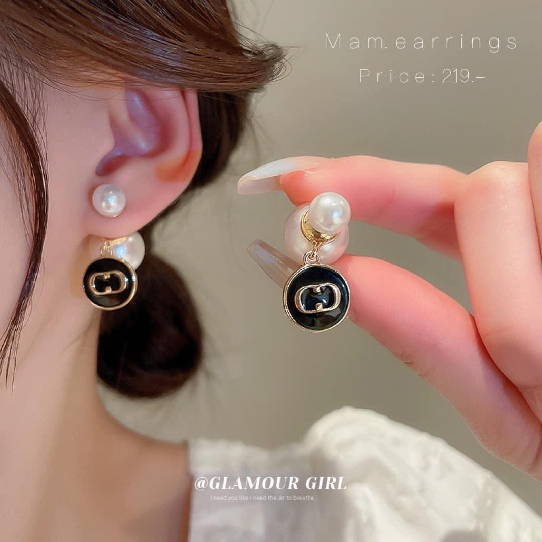 I am higirl เพจใหม่ Facebook ad: 200฿ ( ส่งฟรี ทุกออเดอร์ )