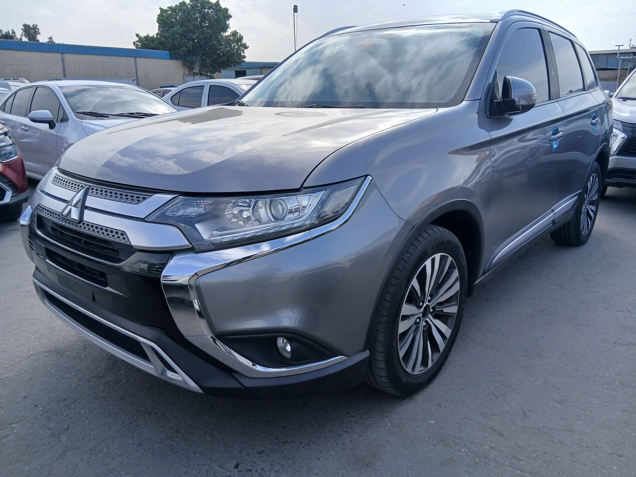 Zero Downpayment Car Finance Facebook ad: BUY NOW PAY LATER