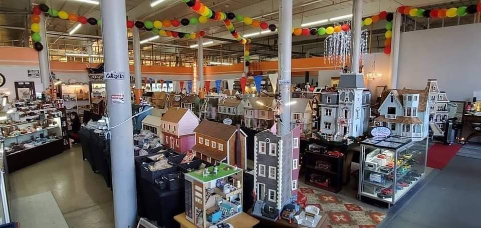 Flip This Dollhouse Facebook ad: 75% off plus free shipping this week on…