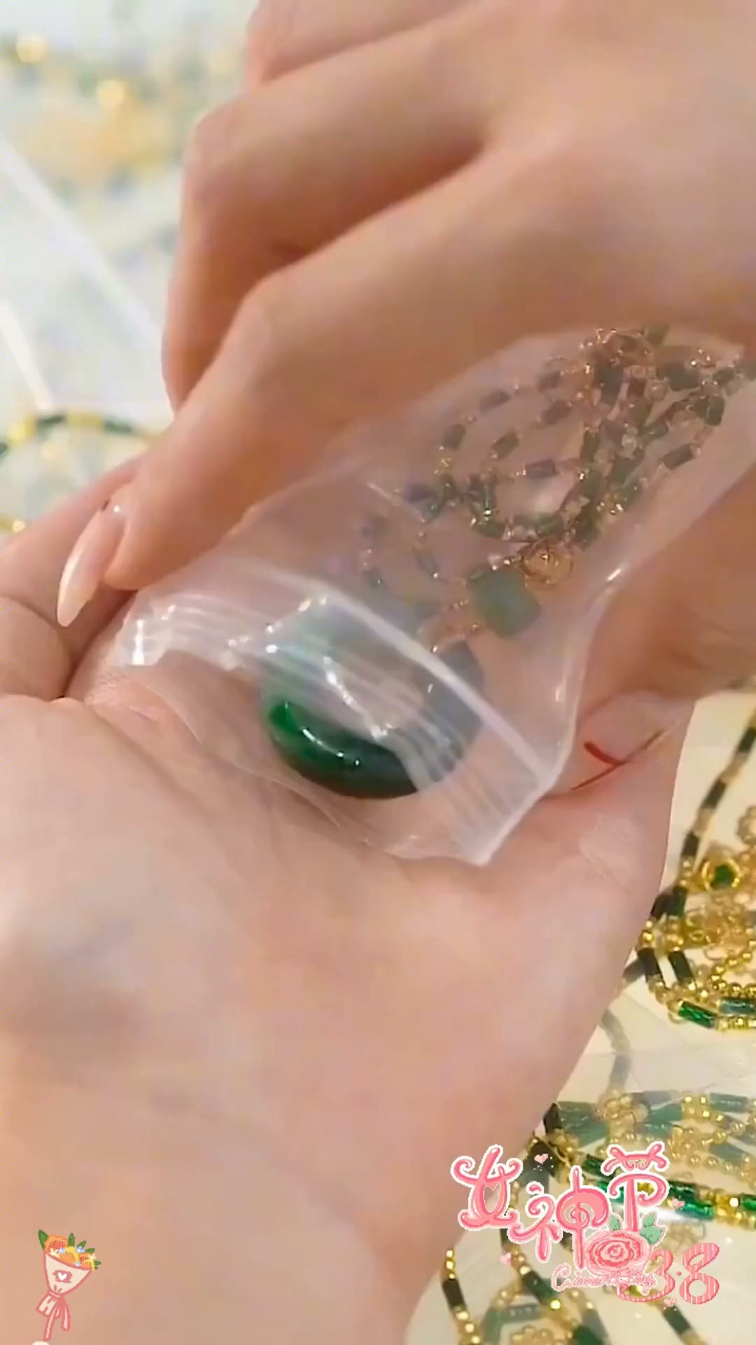 Wayifustyle1 Facebook ad: High-Quality Hetian Jade Necklace