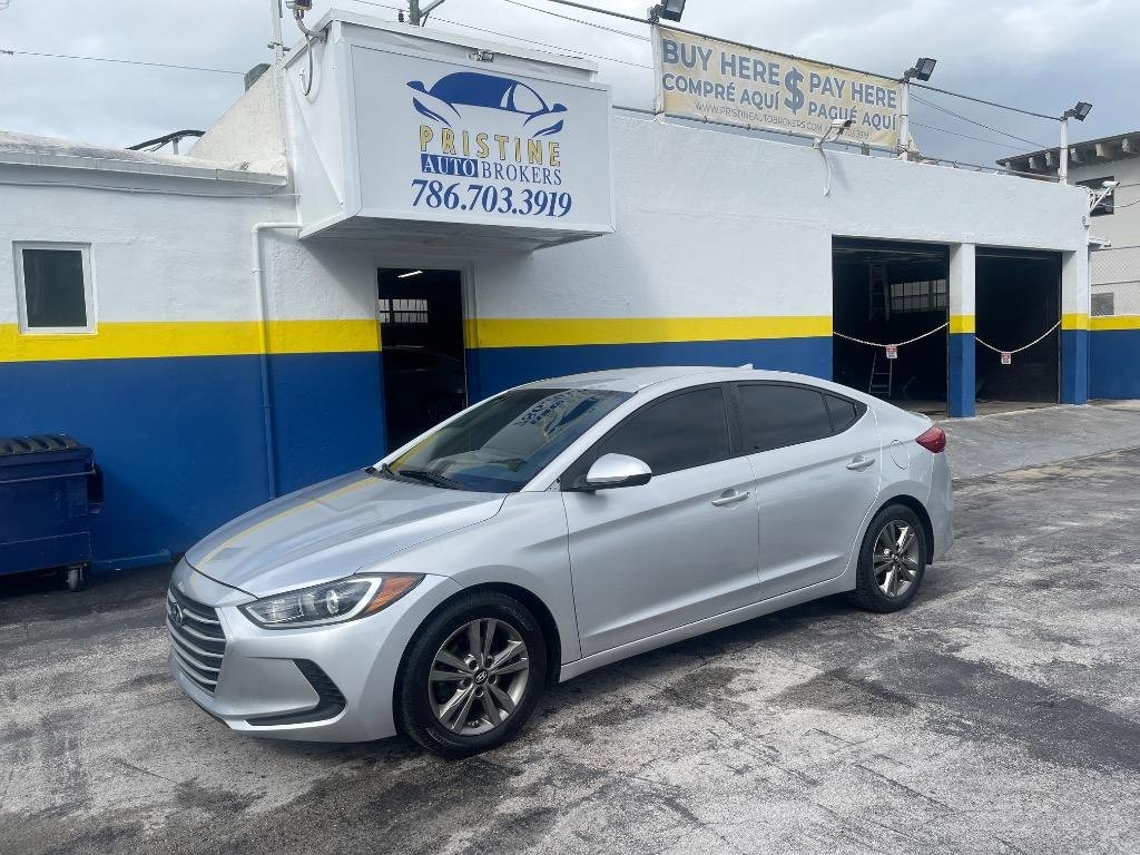 David Valdes Facebook ad: 2017 Hyundai Elantra SE