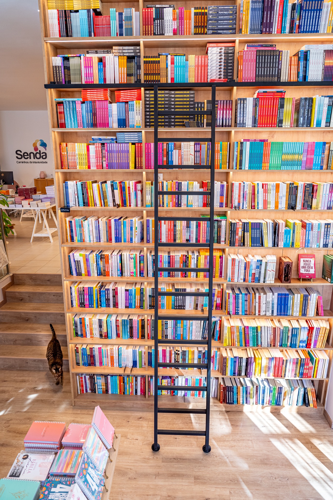 Senda Facebook ad: Sabia que a Livraria Senda disponibiliza mais de…