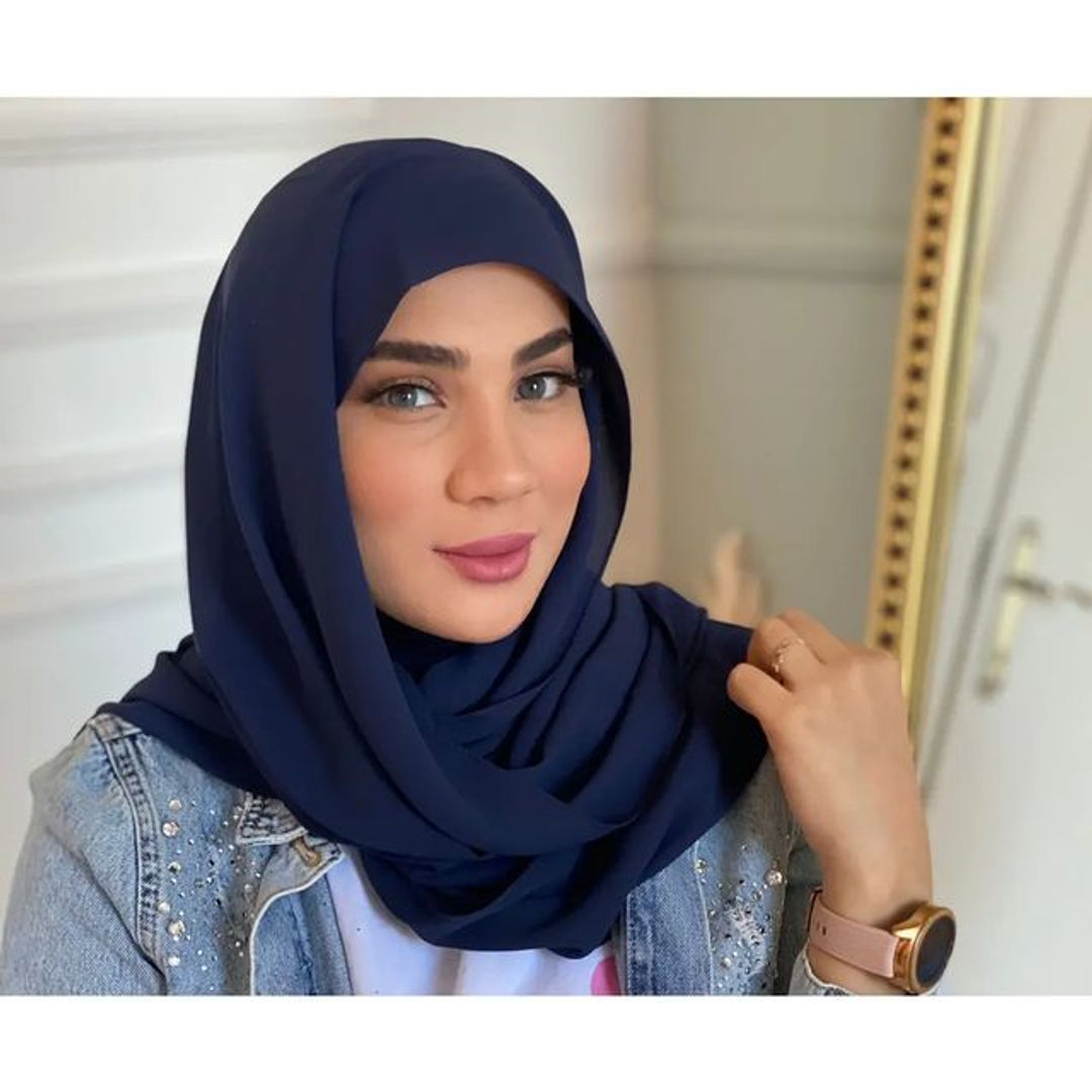 Lavito Scarf Facebook ad: Shop now before it’s gone!