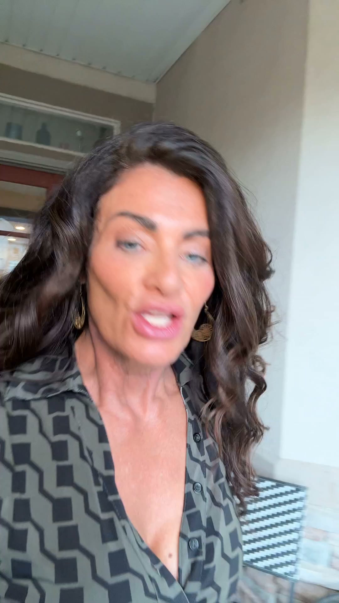 Bloom & Bond Facebook ad: Menopause androgenic alopecia it’s not for life.