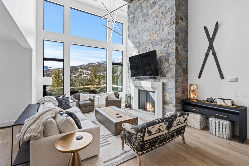 Ascend Properties Facebook ad: Luxury Vacation Homes, Expertly Managed