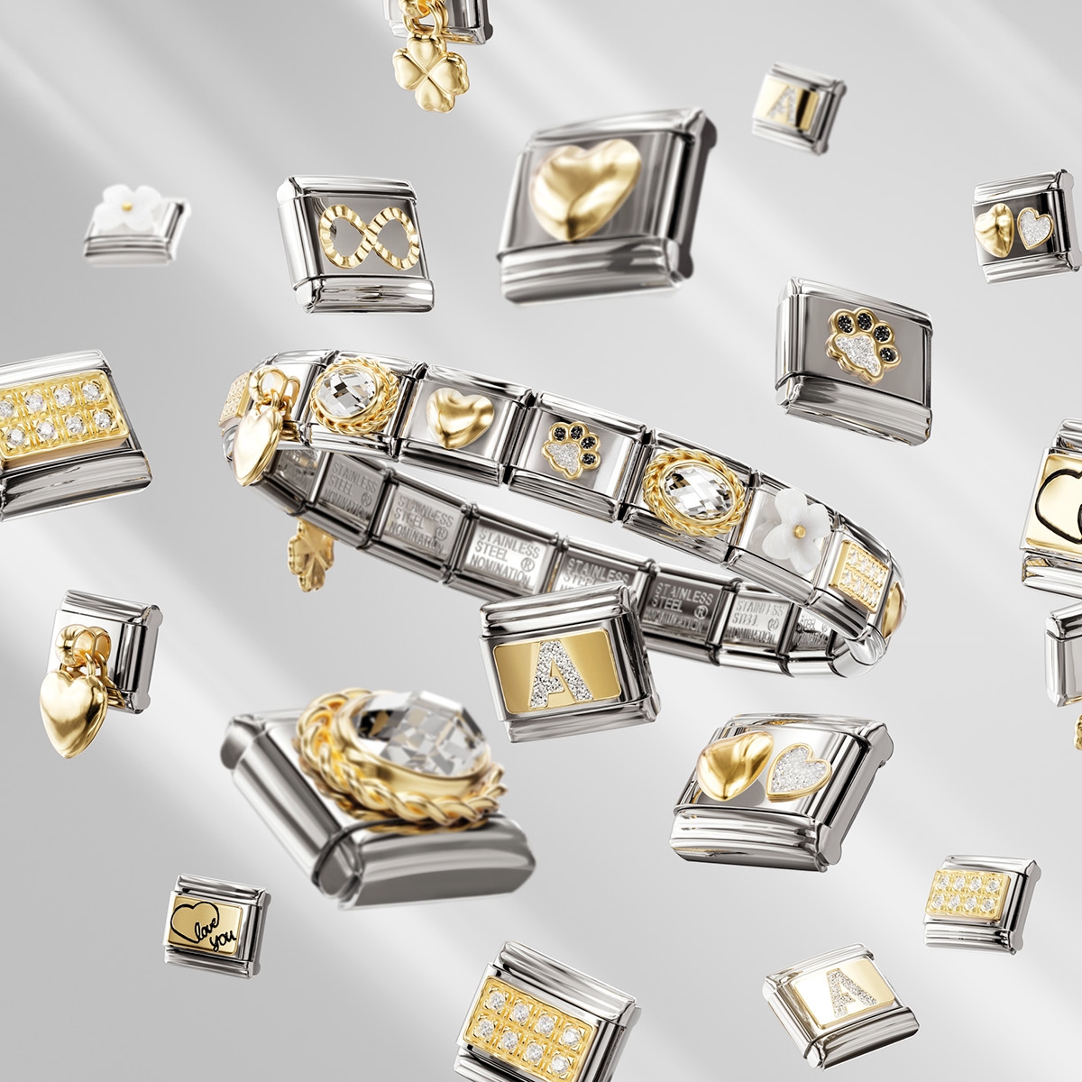Nomination Facebook ad: Komponer ditt NOMINATION armbånd med unike charms, satt…