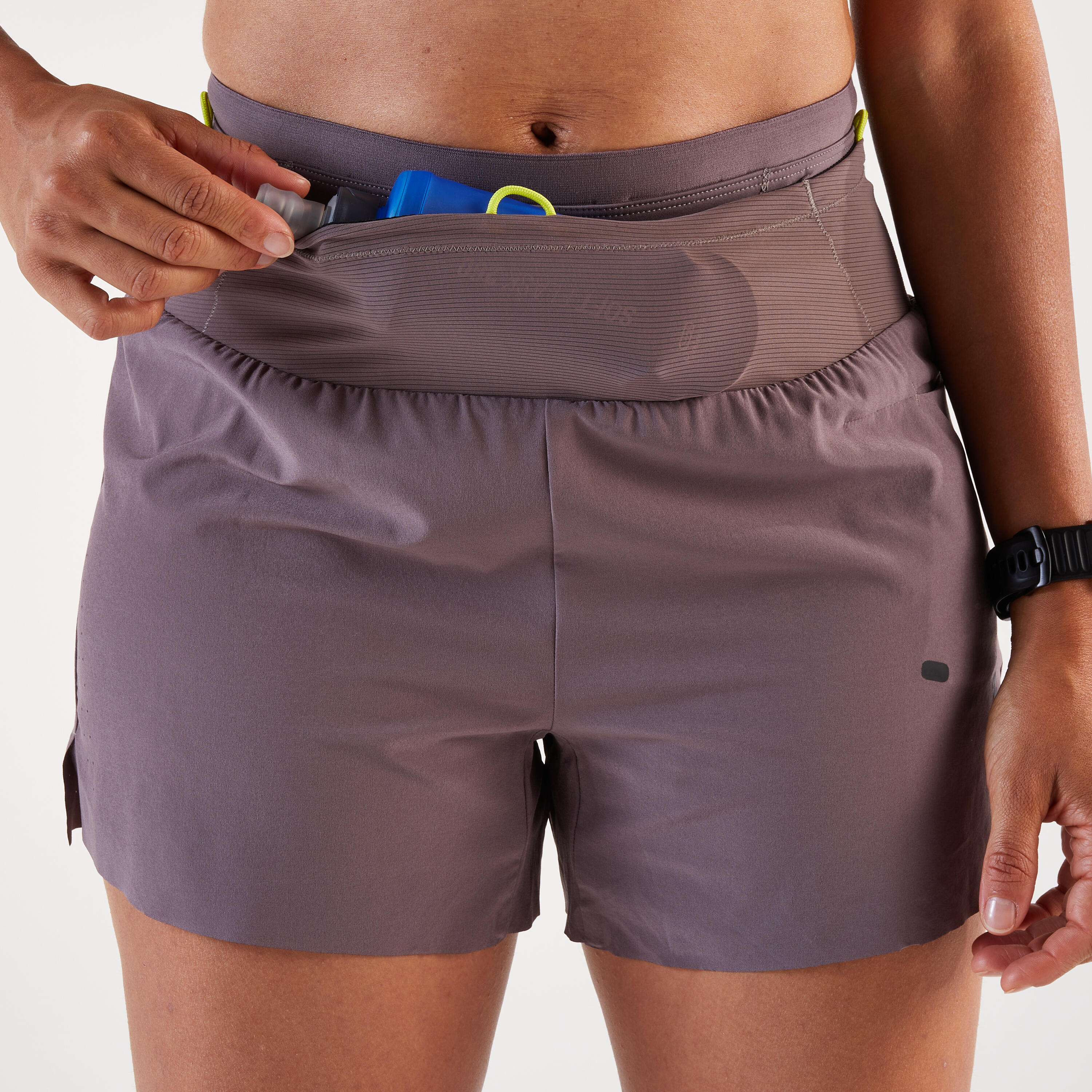 Decathlon France Facebook ad: Short Running & Trail Longue Distance Femme, Kiprun Run…