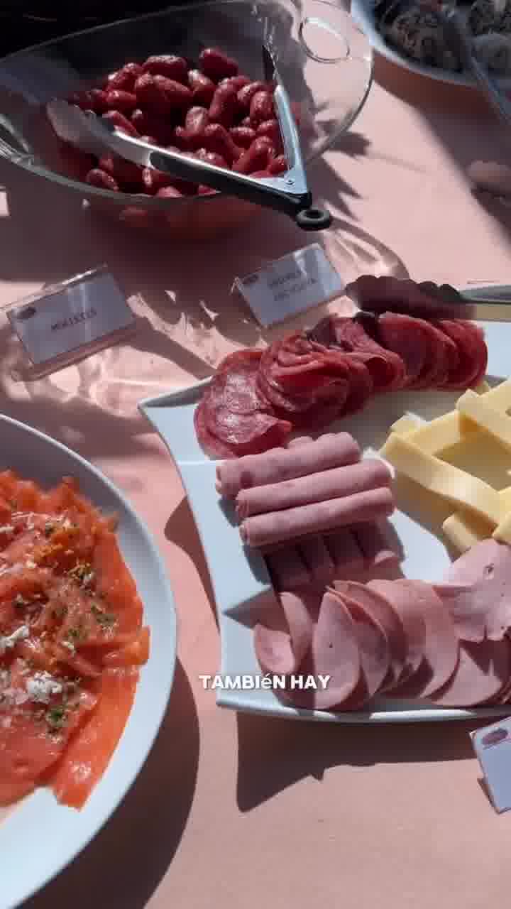 Bellini Facebook ad: No te pierdas nuestro Brunch