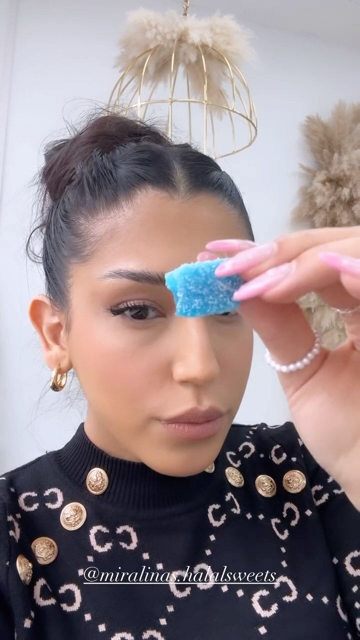 Miralina's Halal Sweets Facebook ad: OMG ich liebe diese halal Candies die sind…