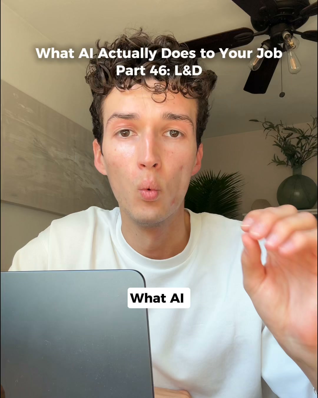 Synthesia Facebook ad: Create a FREE AI video now