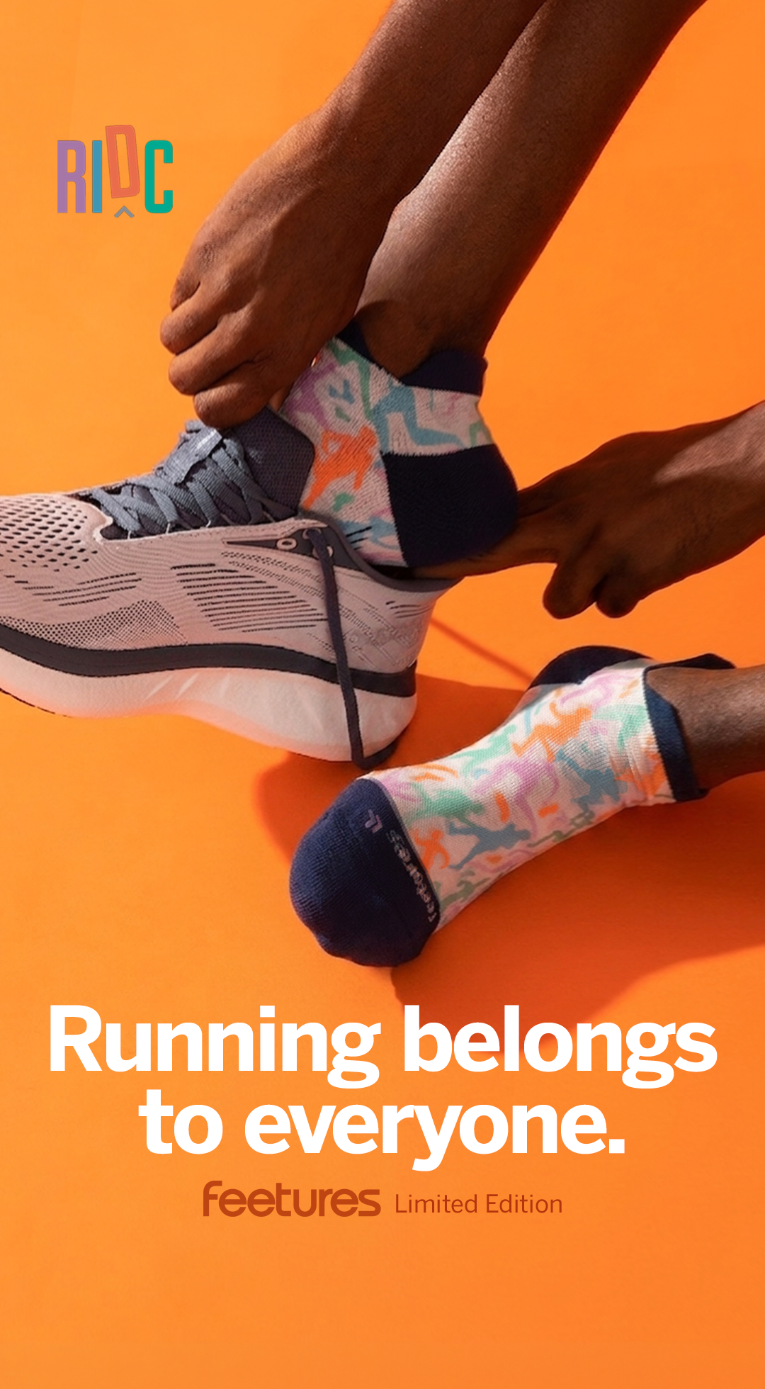 Feetures Facebook ad