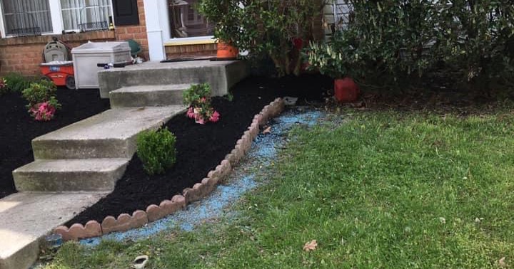 Kaley's Lawn Care LLC Facebook ad: Services we provide