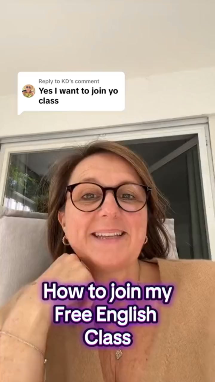 Tina Copeland Facebook ad: Beginner‑friendly online English classes available.