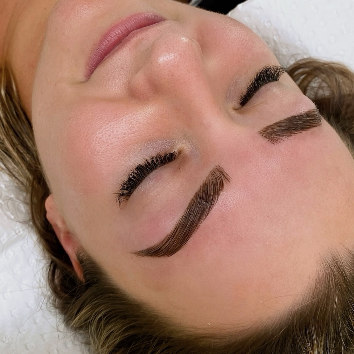 Melly's Beauty Parlour Facebook ad: Make an appointment at Melly's Beauty Parlour - 1/76…
