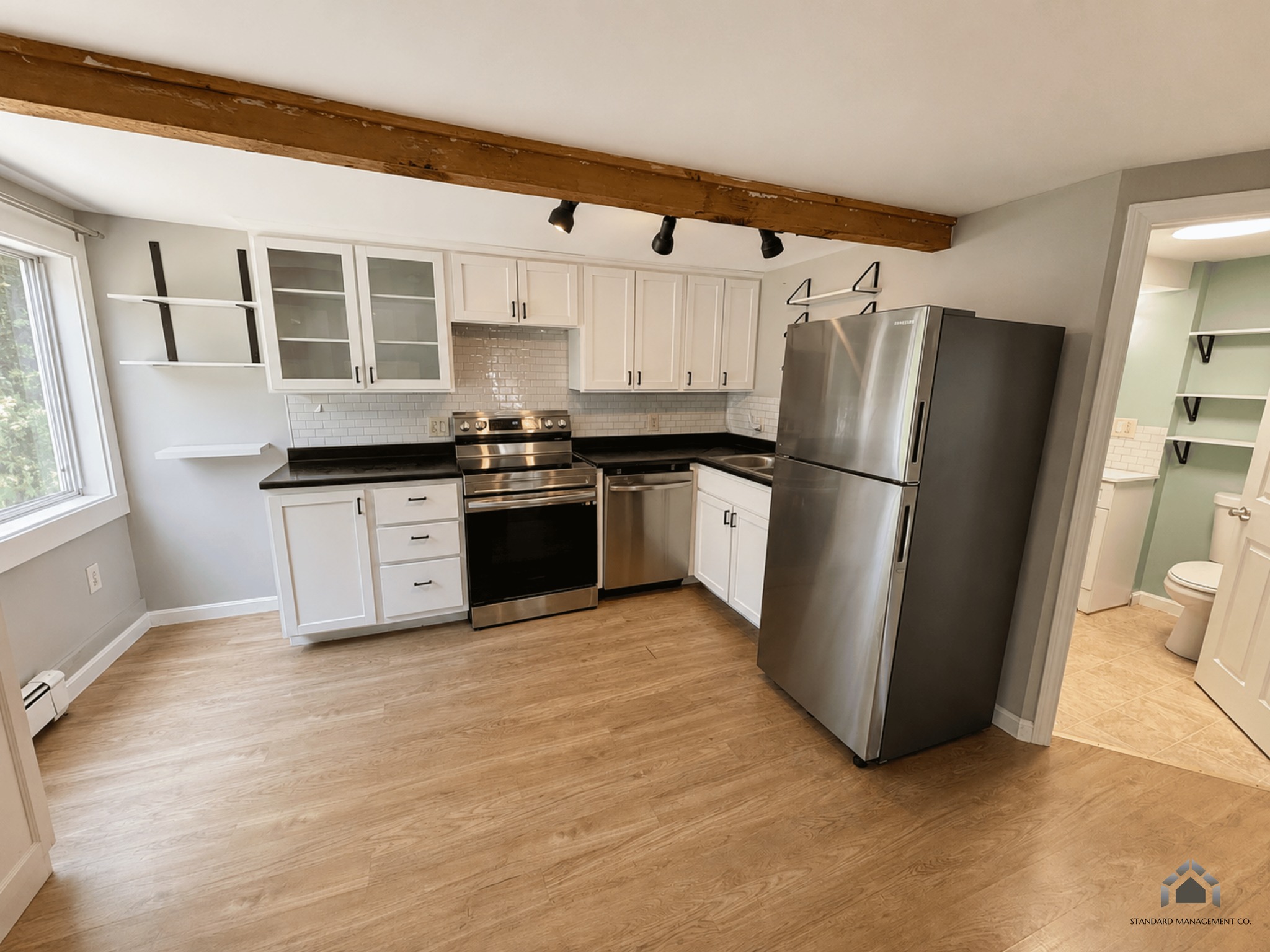 Brett Brockway Facebook ad: 1 Bed 1 Bath Apartment